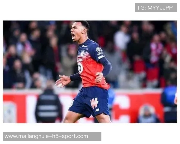 费内巴切对22岁中卫贝拉尔多表现出浓厚兴趣与巴黎展开初步谈判